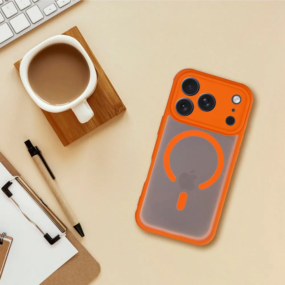 Etui Silicone Matte z MagSafe do Apple iPhone 17 Pro pomarańczowe - obrazek 3